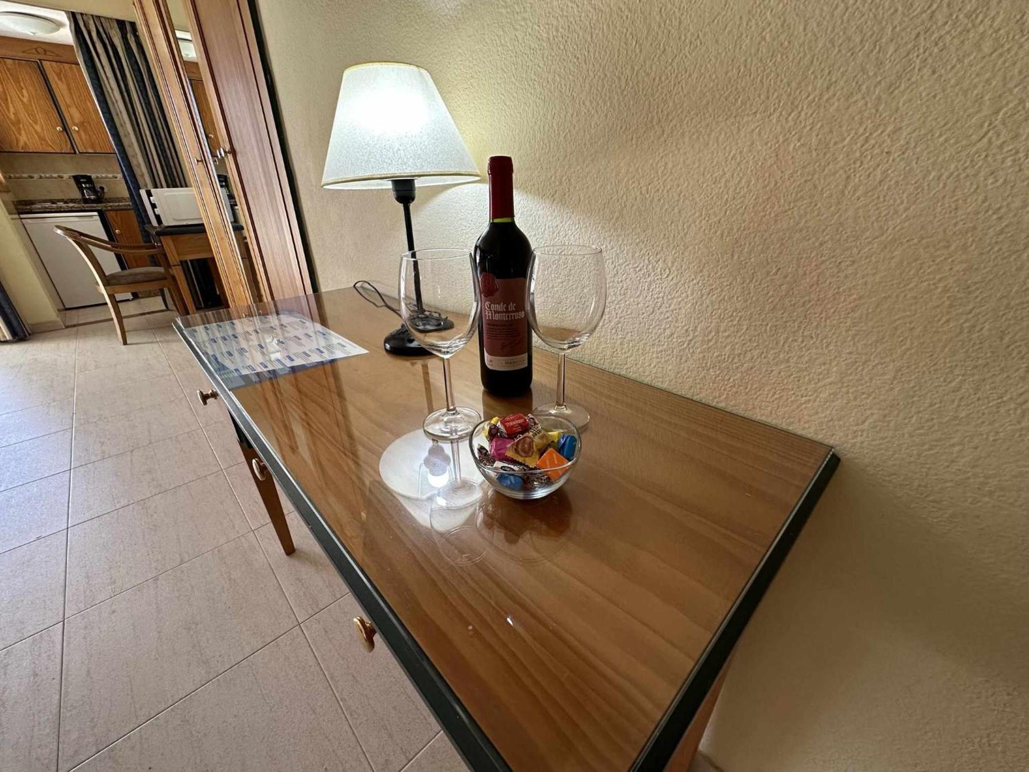 Estudio Pyr Privado Frente Al Puerto De פואנגירולה מראה חיצוני תמונה